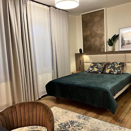 Guest House In Dobele City Center- Pilsetas Maja エクステリア 写真