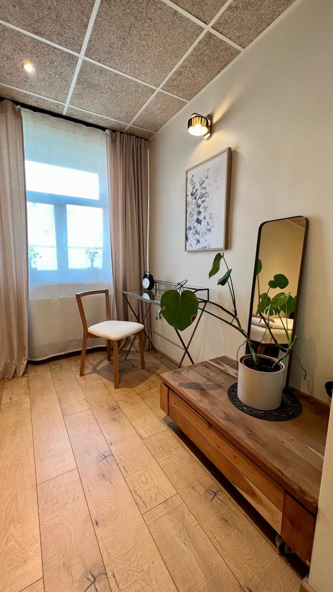 Guest House In Dobele City Center- Pilsetas Maja エクステリア 写真
